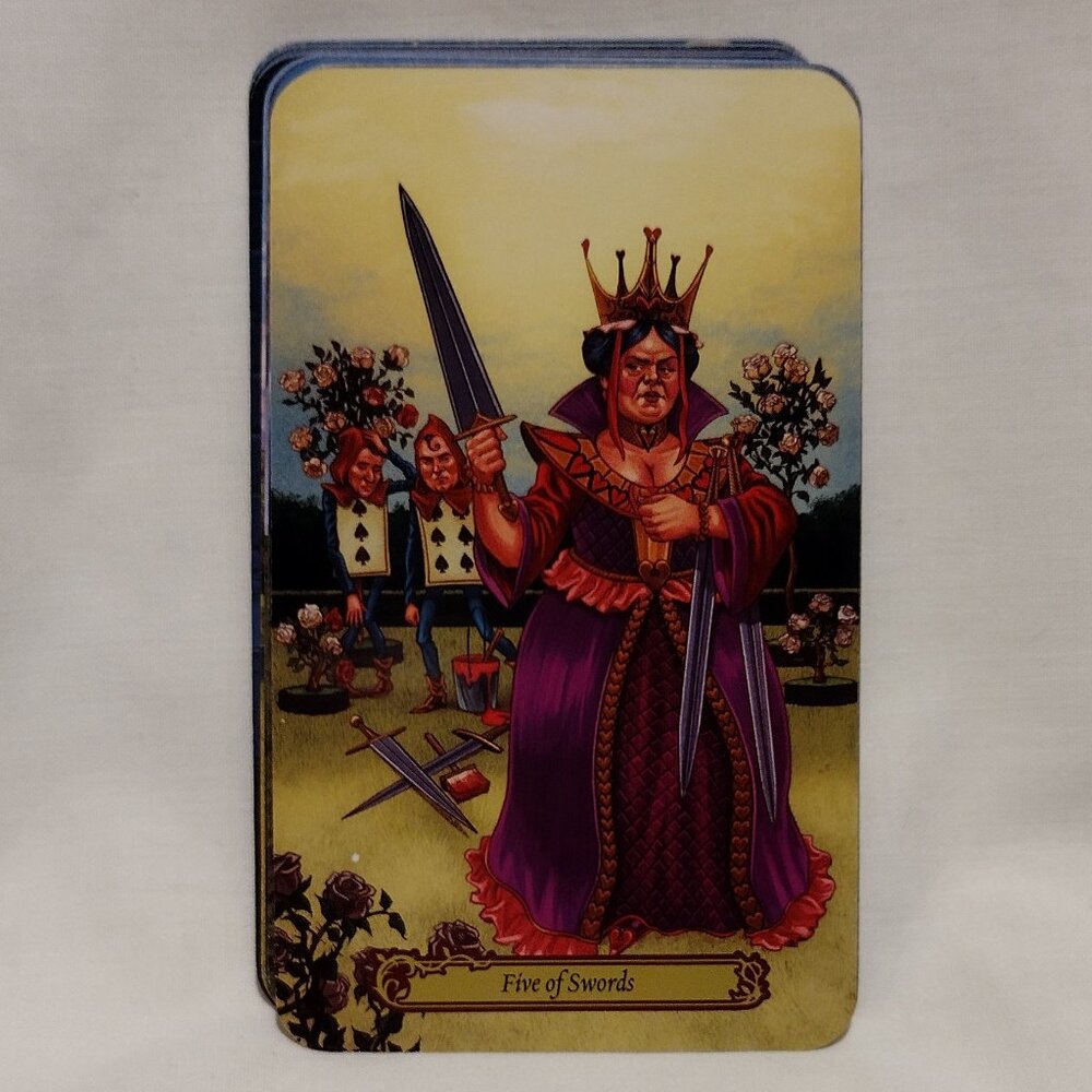 Tarot in Wonderland - Picture 11 of 14